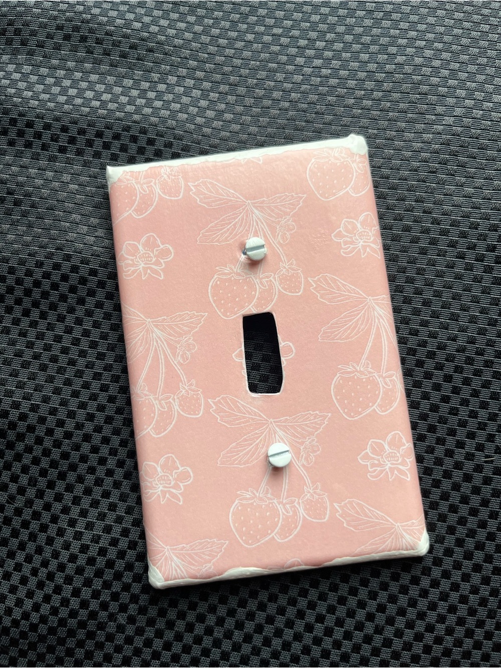 Light Pink Strawberry Pattern Print Single Toggle Light Switch Cover Plate